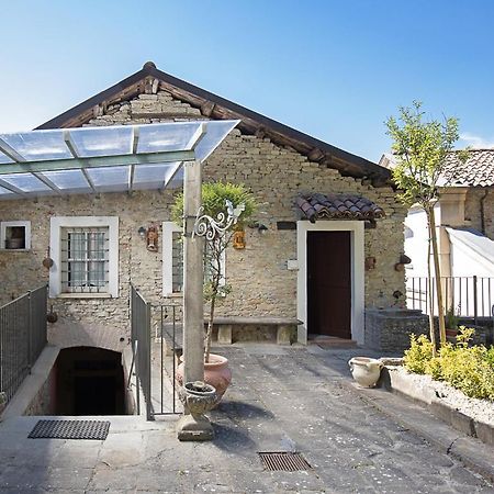Casa Cecilia Apartment Santo Stefano Belbo Bagian luar foto