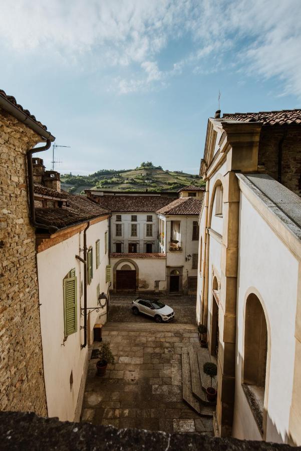 Casa Cecilia Apartment Santo Stefano Belbo Bagian luar foto