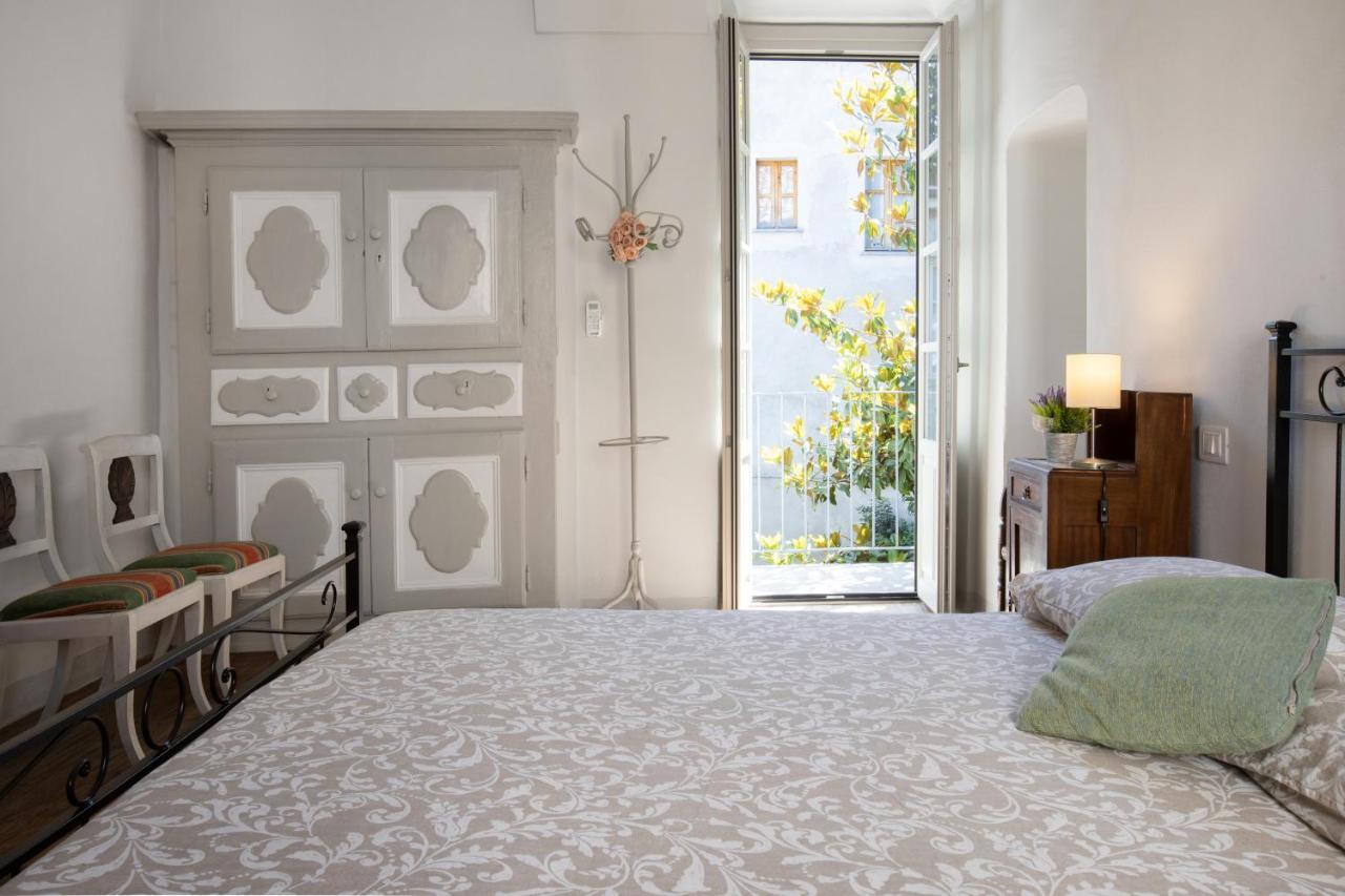 Casa Cecilia Apartment Santo Stefano Belbo Bagian luar foto